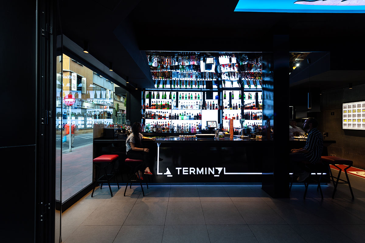 La Terminal Bar