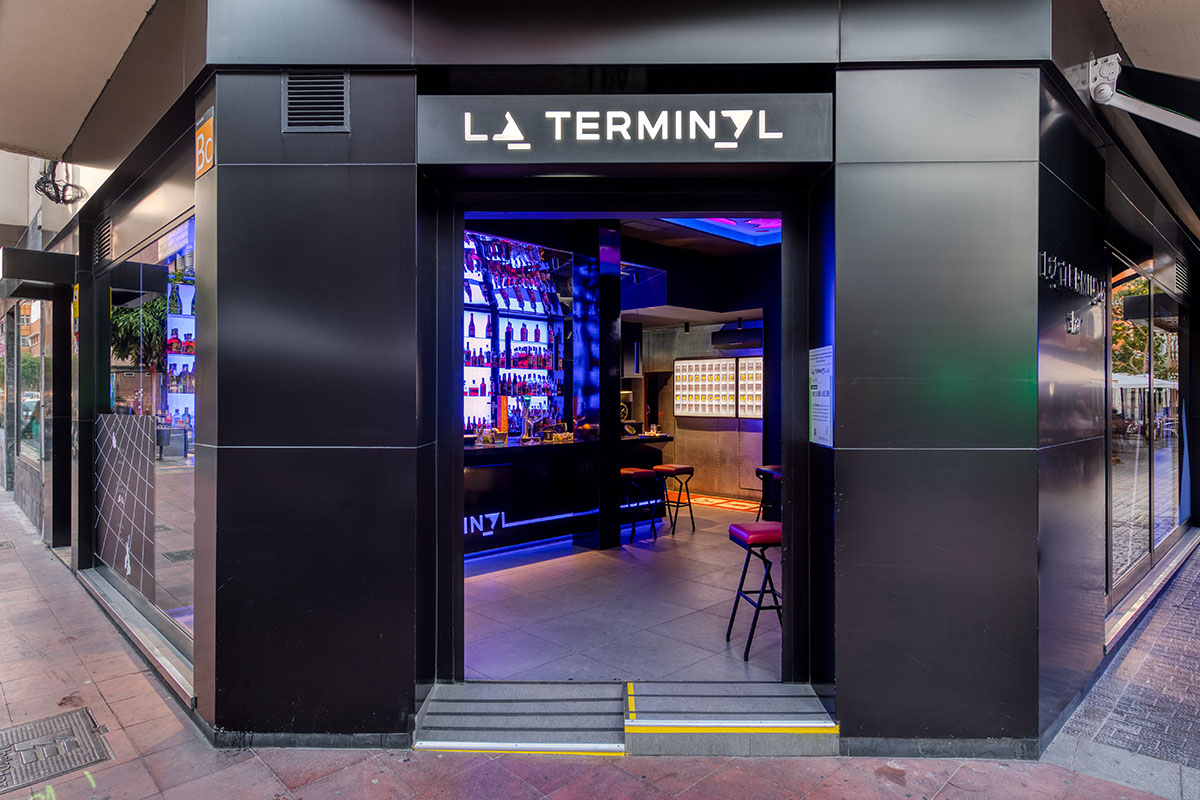 La Terminal Bar